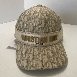 Absolutely gorgeous Baseball Cap ✨🤎😍